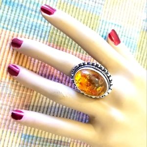 EXQUISITE AMBER RING NWOT